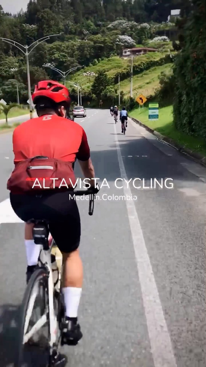 Welcomed descent to Medellin after a long journey.
🇨🇴⛰🚲
•
•
•
•
•
#cyclingculture #insearchofup #cyclingmemories #roadcyclingpics #ridelots #lifebehindbars #whyiride #roadslikethese #fromwhereiride #beautyofcycling #cyclingphotography #whereiride #outsideisfree #wymtm #switchbacks #instaroads #mountainpass #fromwhereweride #cyclingadventures #roadcyclist #cyclingshots #roadstotravel #mountainphotography #roadstoride #natgeotravels #cyclingtour #cyclingholidays #cyclingaddiction #cyclingplanet #kom