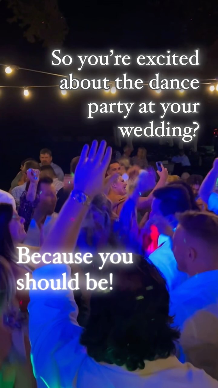 The dance party can be the time when all the ceremonies and formalities are finally checked off the list, when you two can finally let loose and CELEBRATE!
Let me know if this looks like fun, I got you!!!
@thebeccaandco coordination team ft. @k8balbi
@themapleswoodland venue