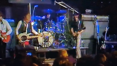 When I was 10 years old, I saw this guy on TV late one night and really wanted to be as cool as him. Thanks for everything, Benjamin Orr. Check out Ric Ocasek's 2005 single Silver, which was a tribute to Orr. šš