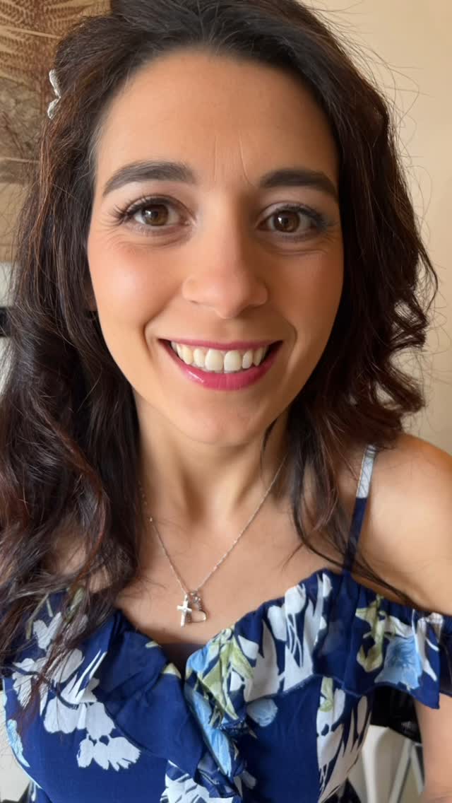 ๐ธ Beautiful Lisa and Nikkiโs Spring Nuptuals took place outside in May!
The alfresco ceremony and dining looked like something out of Vogue!
I canโt wait to see the official photos by @rachelizabeth_photo
Makeup by moi @brides_by_nikki
Nikkiโs Hair by @angel_hair_boutique
Venue @sopleymill
#bridalmakeup #motherofthebridemakeup #bridesmaidmakeup #weddingmakeup #dorsetmakeupartist #hampshiremakeupartist #brides_by_nikki