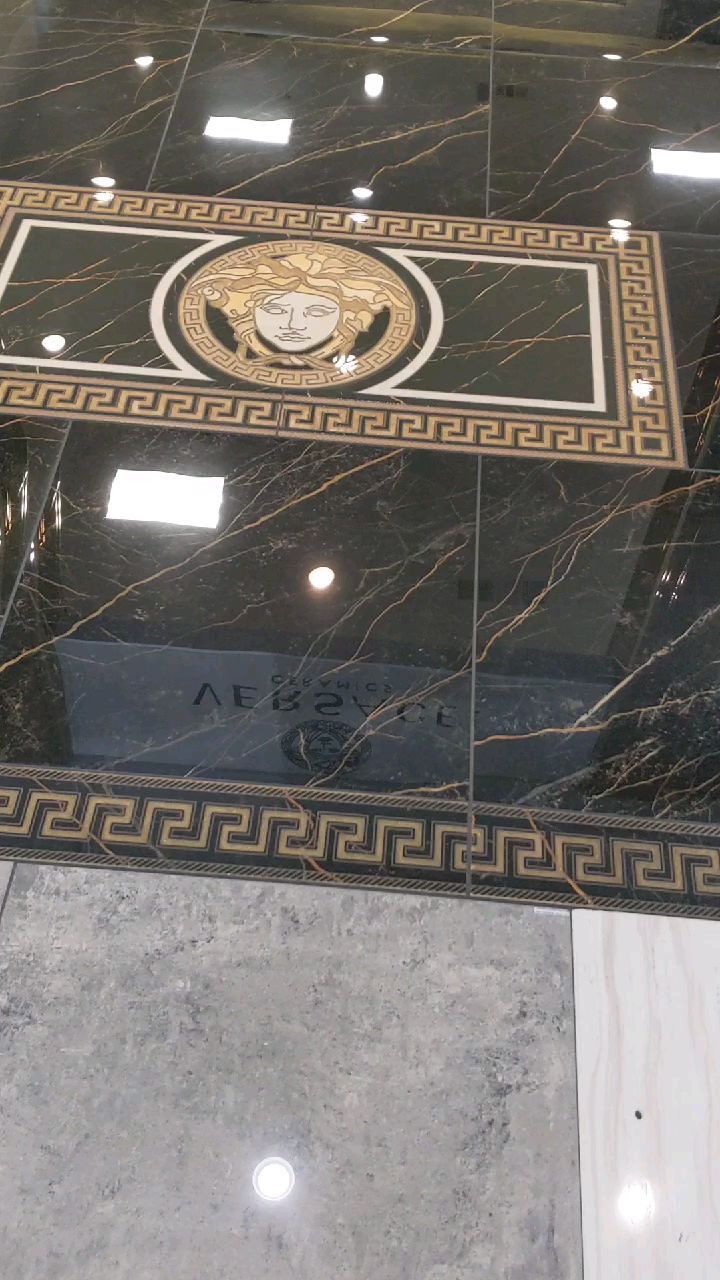 @baystonedepot had all the @versace tiles you could imagine!
Comment where you'd put these tiles!
#letsbuildtogether #tile #versace #construction #contractor #southbayconstruction #bayarea