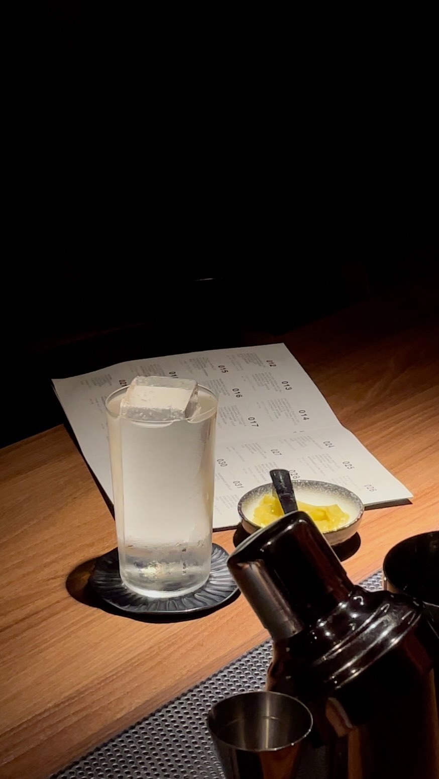 Explore a contrasting flavors #032
The Wasabi Distillate provides a spicy kick, balanced by the floral notes of Jasmine and the bittersweet essence of Bitter Melon. Coconut adds a creamy texture, while Ginger Brine contributes a hint of warmth. Modern Sour brings a contemporary twist, and Co2 adds refreshing bubbles. The combination is complemented by the sweetness of leftover Sweetened Bitter Melon, creating a complex and intriguing taste experience.