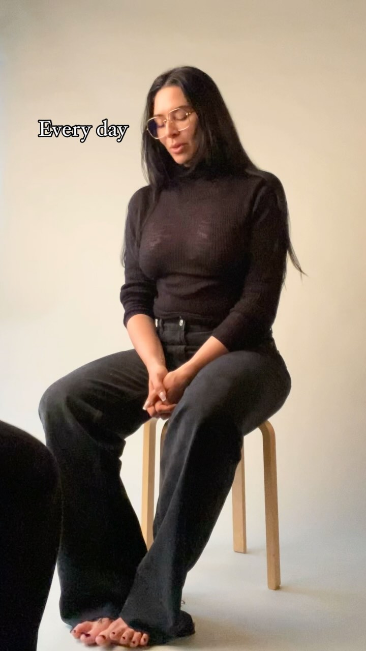 New moon, new day, and (sort of) new month. And we keep on keeping on ❤️