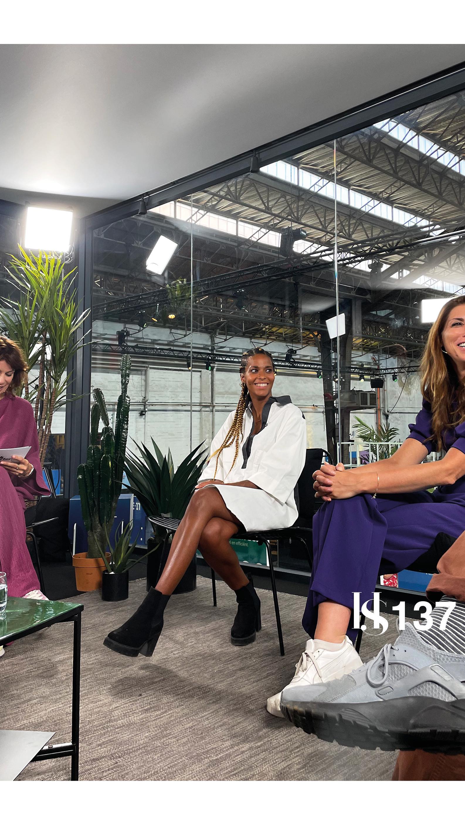 This was Work Smarter 2022 ✨
Thanks for having me @teamleader.eu
Dressed by the best 🌈 @famthelabel