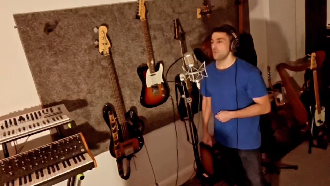 Made a nice electronica track with @alexjohnbarron 🙌
There was a lot to do (and probably still more to do!) with building this track both instrumentally and production(ally?)
Here’s a small part of the track - some quick vocal layering… And then to the super intense obligatory SCREEN WATCHING…🤓🍿🎉
-
-
-
#vocallayering #vocalchants
#musicproduction #productionmusic
#musicproducer #musicproducerlife #composerlife #composer #musicfortv #musicstudio #Geminidualvalve #vocals
#music