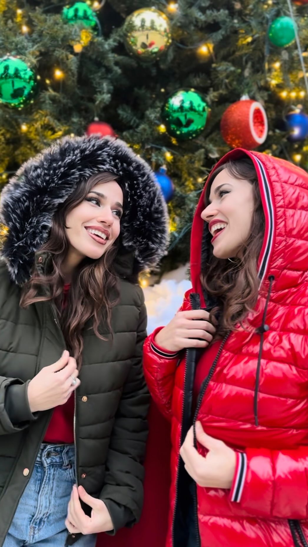 Merry Christmas Eve, beautiful people!!!🥰
A few of our (ROTTEN) family members thought we were just lip synching over the Carpenters here, so I’m clarifying that these are our own vocals on the track, lol!😂
@_allisonhuber_ first, then @veronicahuber_.
Enjoy, stay warm & know that you are loved beyond measure.🎄♥️🎄