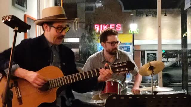 Alex Trujillo Bossa Jazz Trio!
Hosting the Wednesday Jazz Jam Session!
w/ @lilbrownbass @soejorcic
@broadwayroxy
WED 5/21 6-10pm
Catch the Bossa Duo in the El Chapultepec Lounge!
w/ @eirikplaysbass
@dazzle_denver
SUN 5/25
Brunch Sets 10am & 12pm
FRI 5/30
Lounge 11pm-1am
#denverjazz