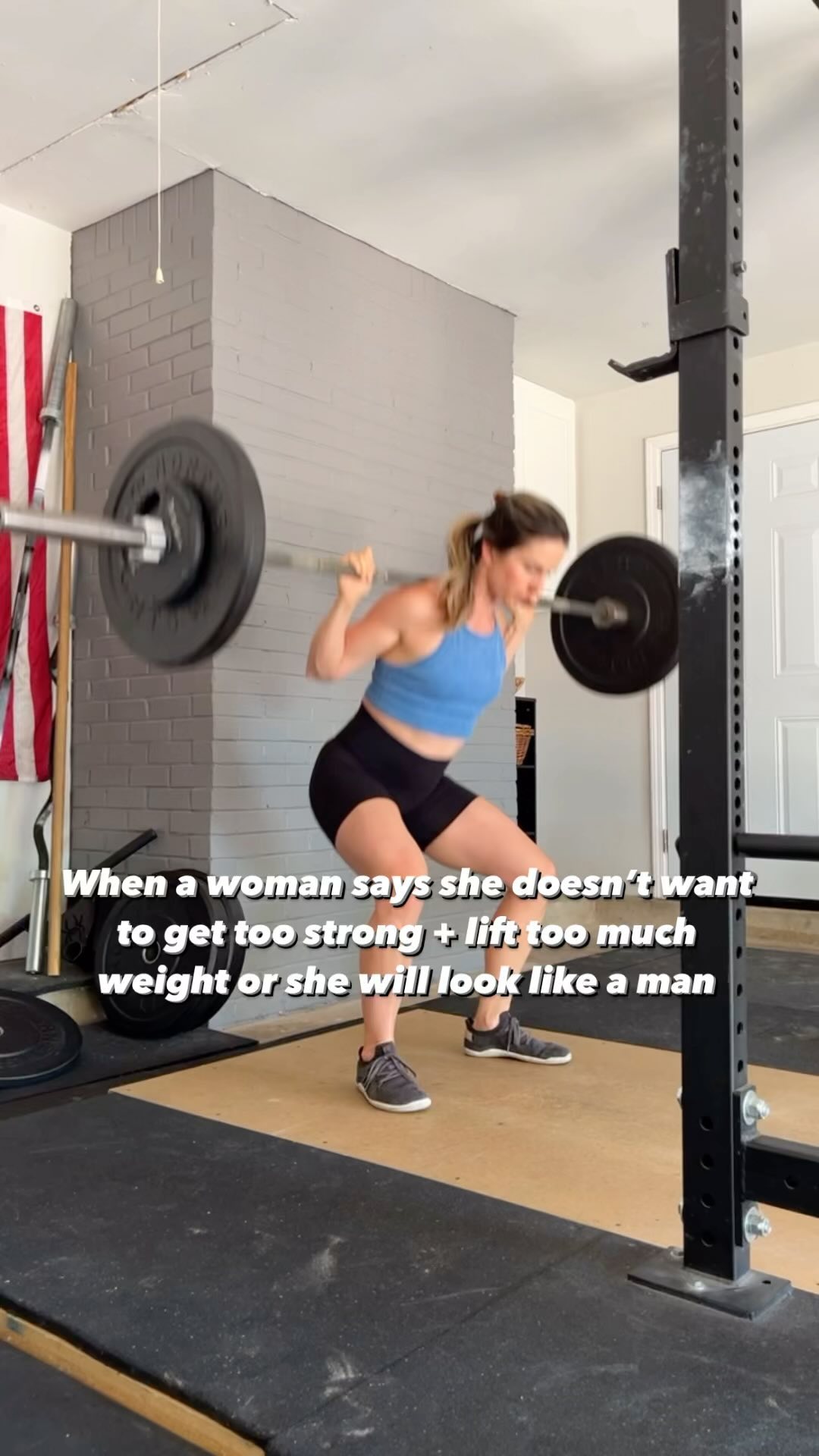 Sorry ladies but it ain’t true! I’ve been lifting heavy weights for YEARS and I am a lot leaner now then the days where I did boot camps + lots of cardio with light dumbbells. Lifting with progressive overload is key 🔑 And I still feel feminine and def not like a man 😜💪🏻
•
•
•
#momswholift #postpartumfitness #fitnessmotivation #homeworkouts #womensfitness #getstrong #buildmuscle
