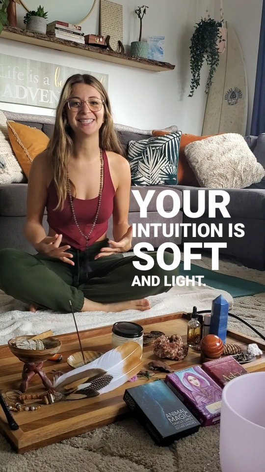 INTUTION vs. ANXIETY 👇🏼
The biggest differentiation between the two is:
INTUITION is rooted in LOVE and ABUNDANCE.
ANXIETY is rooted in FEAR and LACK.
Both are internally felt BUTTTT;
INTUITION feels good and it's a strong inner knowing that you can't logically explain.
ANXIETY feels bad and you're constantly overwhelmed and in your head (ANXIETY).
Get to know the difference by stepping into your body and allow yourself to step out of your head.
This can be done simply by taking 3 deep breaths in through your nose and out through your mouth, all while placing one hand on your heart and the other on your womb. Make sure you do this with the intention to sink into your body.
As you learn to trust and to cultivate a relationship with your intuition, you will begin to notice the unique ways it speaks to you.
Mine speaks to me through body sensations and feelings.
When we connect to our intuition, life will feel so much more aligned and harmonious.
Set an intention to listen to your intuition and watch the magic happen ✨