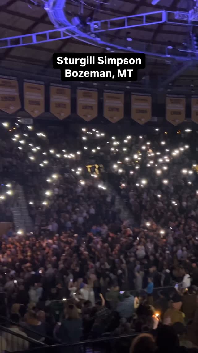 Clocked it - 2:58 hours straight through and no opener. 😮💨
Sturgill Simpson
Montana State University • Bozeman, MT
.
.
.
#livemusic #originalmusic #kentuckysongwriter #bandwagonmaven #thebandwagonmaven #musicpromoter #montanamusic #montanamusicscene #nevermisstheopener