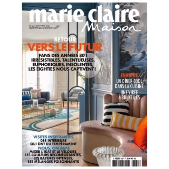 // JEU DE CONSTRASTES REUSSI //
Dans le magazine marie claire maison de novembre, un exemple de rénovation d'une longère de 350m2 d'exception qui réunit avec style et harmonie de nobles matériaux : entre marbre et frêne teinté, poutres rustiques et esprit industriel, menuiserie sur mesure et objets de décoration bien choisis...
Dans le salon : coussins en lin brossé imprimés et brodés - design Amanda du Plessis à partir d'herbiers du 19èle pour Evolution product @evolution_product
Vase Cup Homata en céramique fait main
Dans la cuisine : céramiques arty black bougeoir en terre fait main, Design Betty Scotté pour Homata @homata_deco
Dans la chambre : coussins et dessus de lit en lin brossé Evolution product
#renovation
#architecture
#artisanat
#ceramics
#handcraft
#lin
#decoration
#décor
#inspiration
#instadeco
#coussin
#vkbpr
#agencerp
@marieclairemaison
#art #travaux #architecture #design #interiordesign #homedesign #homedecoration #interior #interiordesign #designspiration #home #minimalism #inspiration #decorationinterieure #travaux #bedroomdesign #bedroomdecor #bedroom #picoftheday #campagne #campagnechic
Projet réalisé par @gommezvaez_architecte et @blackstones_architecte Reportage stylisme @christinehebras , Photos @frenchie.cristogatin