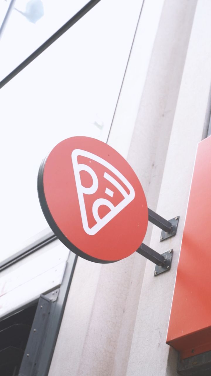 RESTAURANT 1/100: CANOTTO PIZZA 🍕
Canotto Pizza is a unique Pizzeria in the heart of Nottingham's City, serving its customers flavoursome and exclusive styles of Pizza! If you're in Nottingham head over and give it a try...
@canottopizzauk