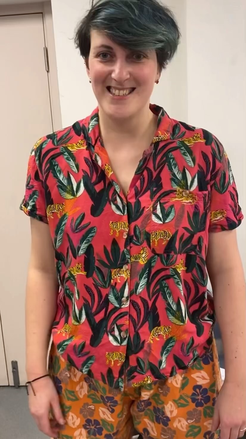 Treasure Island does âShake my hand in characterâ đđ´ââ ď¸
#shakemyhandincharacter #tiktoktrending #reel #instagramreels #ukpanto #pantomime #treasureisland
We do not own the rights of the backing music