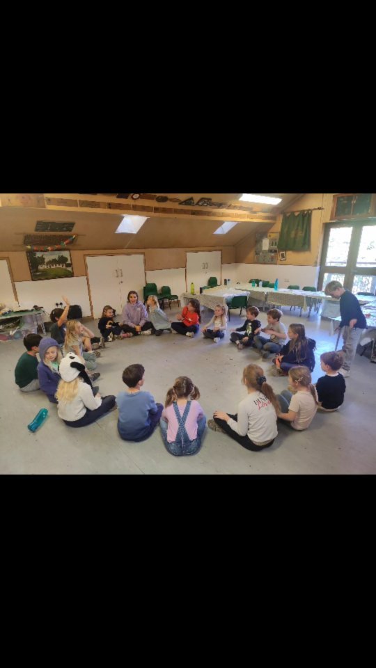 Day two complete in our Halloween workshops and what a packed day of activities! 🙌✨🎃
Our Playmakers built confidence and worked in teams to create short plays, used their imaginations to create haunting Halloween characters and got involved in spooky games! 🧛🧟
For art we made our own pumpkin patch with paper origami and weaved spooky spider webs!
We can't wait for day three! 🕸️🕷️
#claphammums #nappyvalley #artsclubclapham