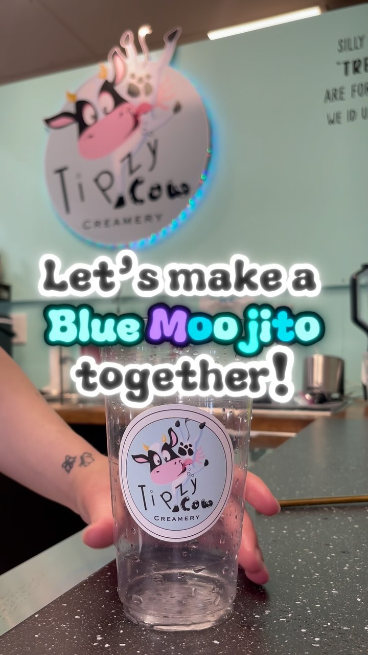 When life gives you limes, make a Blue Moojito masterpiece! 💙🍹
•
Get ready for a refreshing twist on soda at Tipzy Cow!!
No matter the weather… our magical blend of Sprite, blue curaçao, lime, and mint will transport you to soda paradise! ☀️
•
•
•
#tipzycowcreamery #tipzycow #dirtysoda #yyceats #yycfood #yycdrinks #yyc #yycnow #yycfoodie