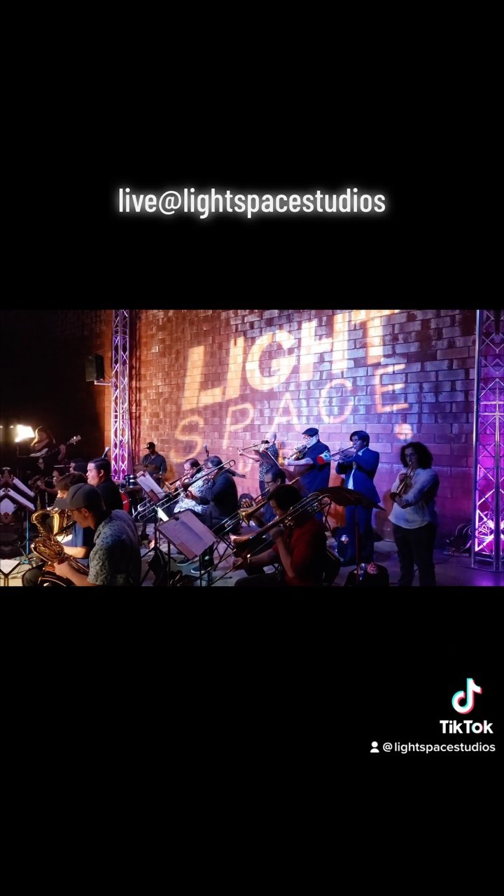 The live events are dominating. What a show đ«.
#liveevents #livestream #lightspacestudios #show #music #production #soundstage #hollywood filmmaking #filmproduction #filmfestival #cinematography #onset #productionlife #scriptwriting #actinglife #preproduction #postproduction #filmlove #filmcommunity #lightspacestudios #filmmakers #behindthescenes #bts #creative #losangeles #hollywood #studioflow