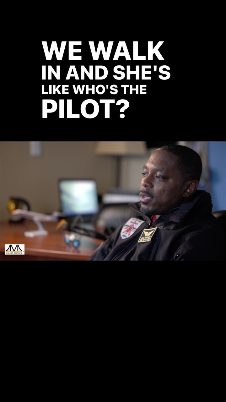 IM THE PILOT!!!!!!!
Meet Brian Worthington. He’s a helicopter pilot and flight instructor. Want to see NYC in whole new way?
Want to become a pilot?
-visit flightkingsnyc.com @flightkingnyc
Please let me know if you want to see more of this interview.
#aviation #aviationlovers #pilot #pilotlife #blackpilotsofamerica #blackpilots #entrepreneur #entrepreneurship #veteranpilots #learntofly #nyc #nyc #nycflights
@kcbpa @tainational