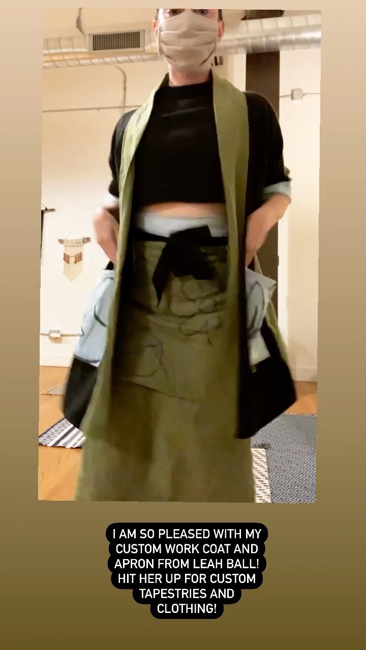 Bespoke workwear by @leahballstudio 👄❤️