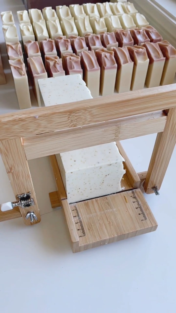 Our traditionally handmade, cold-process soap is one of the most luxurious and gentle cleanser you can use on your skin. Unlike most commercial/triple-milled bars you find in supermarkets, we create “real soap” that retains its naturally occurring glycerine + are superfatted to deposit moisture rich oils & butters back onto your skin. This allows our botanical soaps to effectively cleanse without stripping 🤍
Many commercial soaps are made with lathering agents that leave out this skin-loving glycerine, so that it can be sold separately in other products. The superfatting process is also often left out in order to sustain a lengthy shelf life.
Felt the difference after trying our soaps? Let us know in the comments below 👇
.
.
.
.
.
#handmadesoaps #artisansoaps #soapmakingaustralia #essentialoils #vegansoap #naturalsoapmaking #naturalsoap #naturalsoaps #barsoap #natural #naturalskincare #madeinaustralia #smallbusinessaustralia #veganskincareaustralia #botanicalskincare #madebyhand #cleanbeauty #zerowaste #noplastic #sustainable #ecofriendlypackaging #ecofriendly #australianmade #bodyoil #naturalbodyoil #crueltyfreeskincare #bathoil #giftideasau #giftideas #bodyoilau