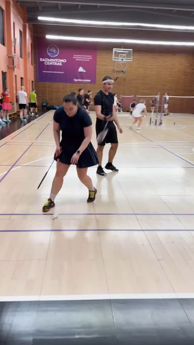 BC421 CUP FINALAS įvyko! 🏸 Visą sezoną vykęs turnyras paaugino ne vieną sportininką, užgrūdino varžytis ne vieną valandą ir atnešė ne vieną naują pažintį.
😌Tariame AČIŪ visiems dalyvavusiems, kantriai laukusiems ir emocijomis bei įspūdžiais besidalijusiems žaidėjams, prizininkams ir palaikytojams. Jūs – nuostabūs, nerealūs. Iki kitų metų! 🩷
#cup #tournament #badminton #sport #teamwork #medal #win #won #thankyou #coach #weekend #friends #badmintonas