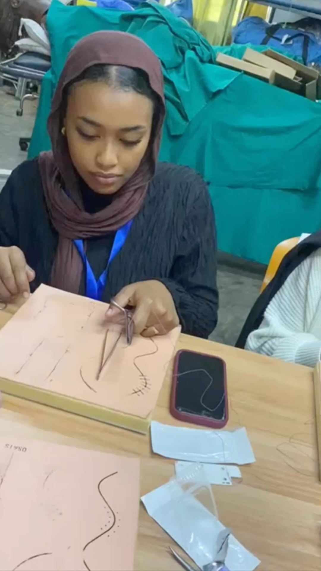 Dr Michelle Coriddi teaching Sudanese Medical Students to Suture.
KIGALI, RWANDA FEB 2024
WOMEN SUPPORTING WOMEN
It’s the power of Mentorship. 🙌
Enhancing collaboration to improve surgical capacity building in regions of the world most in need.
@reconstructingwomenintl @mcoriddi
PLEASE VISIT THE LINK IN OUR BIO TO LEARN MORE & TO DONATE 🤍
www.reconstructingwomen.org
#RWI @reconstructingwomenintl
#reconstructingwomeninternational #donate #womenhelpingwomen #help #nonprofit #nonprofitorganization #
@reconstructingwomenintl @drtonizhong @nvlmedicalaesthetics @dr.neuhannlorenzplasticsurgery
@dr.sarah_isenburg @katharina_isenburg @caitg.kwok @lhelliwellmd @pursuitofhapp.ines @maryanneog @rita_joana @mariechristinematthieu
@mcoriddi @loisekahoro