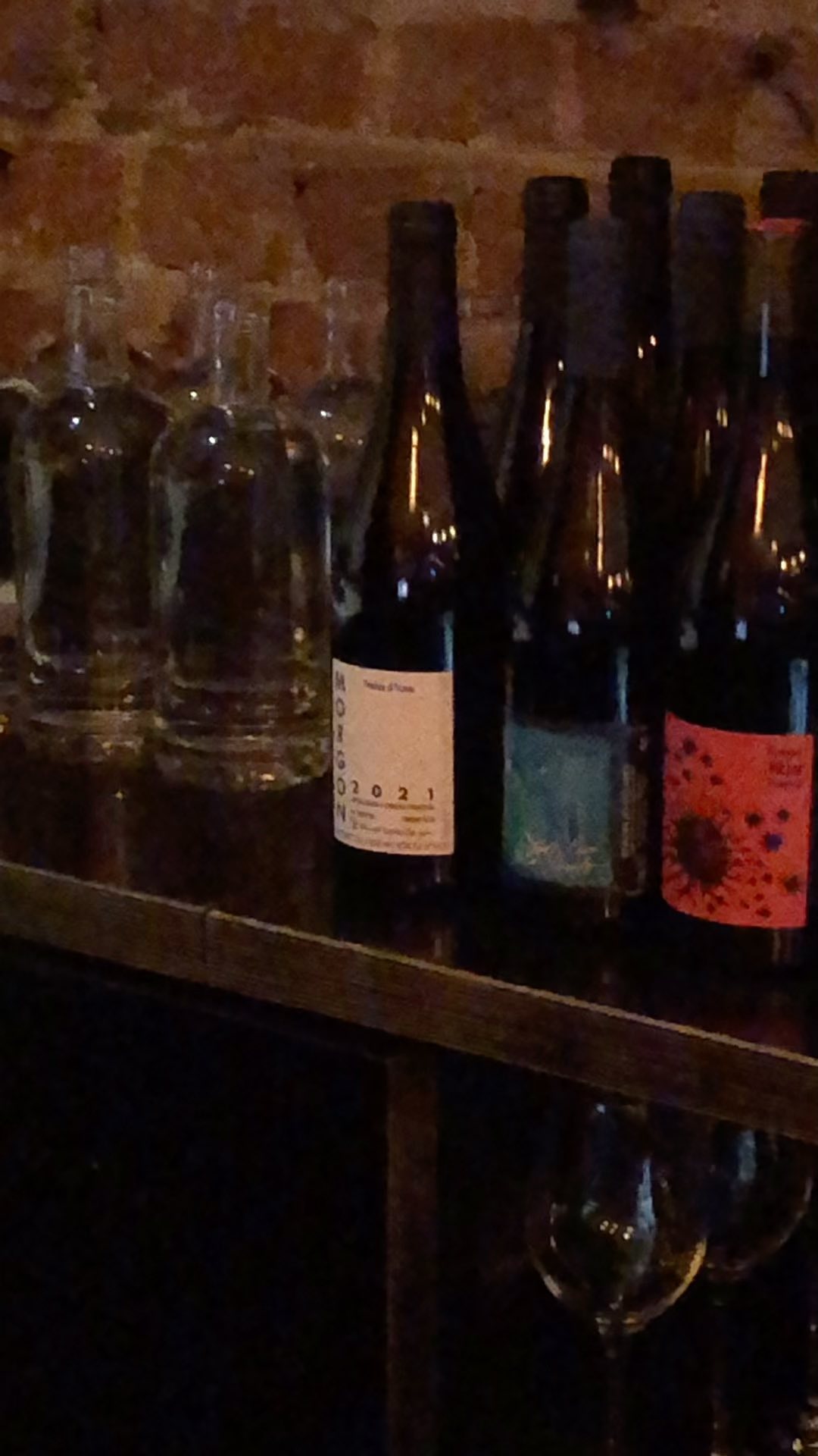 Happy #beaujolaisnouveau Day, Minstrels! 🍷