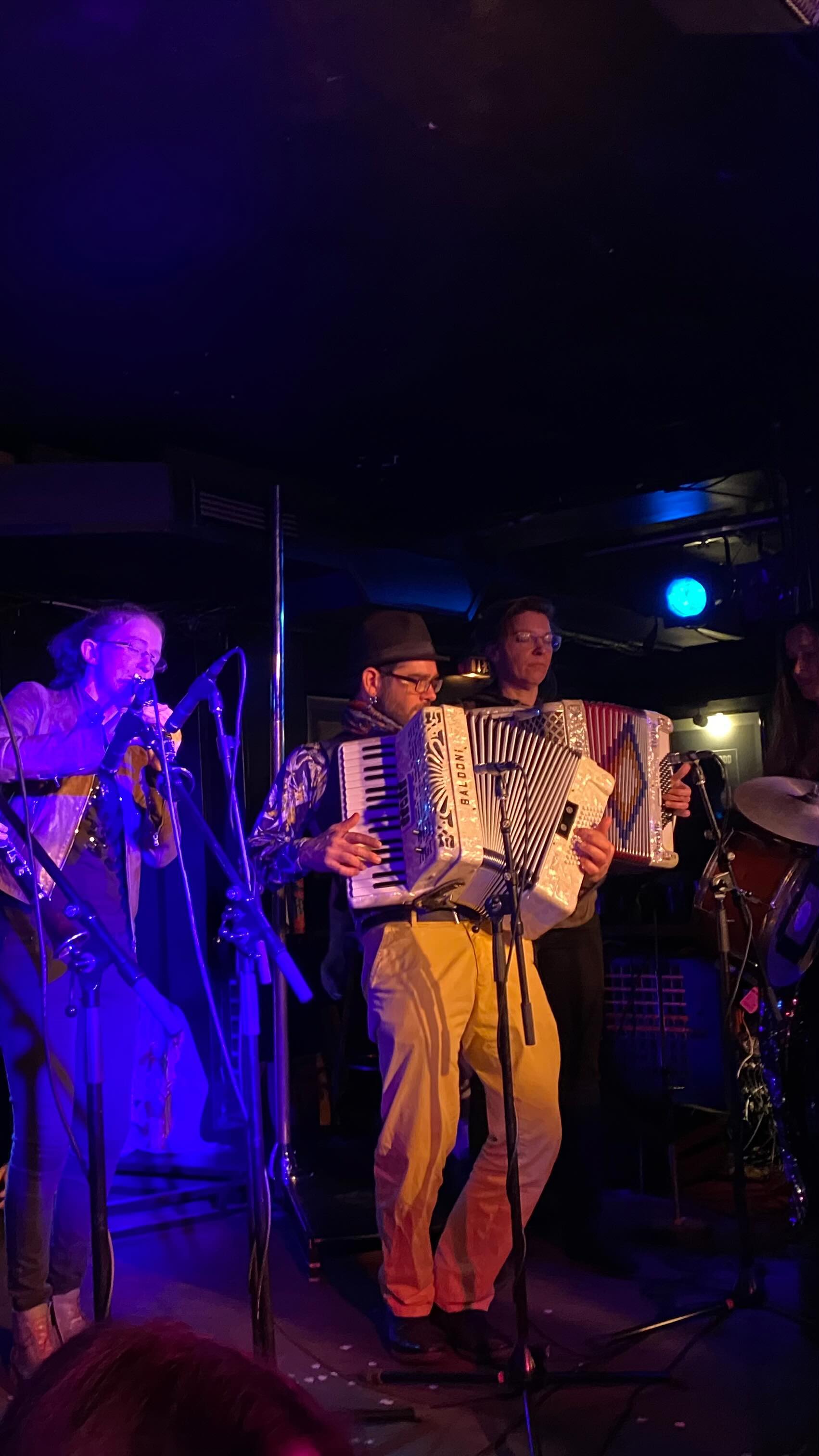 Oy what a night! Thanks to @jewsjewsjewss for a kosher and delightful Hanukkah pre-game.