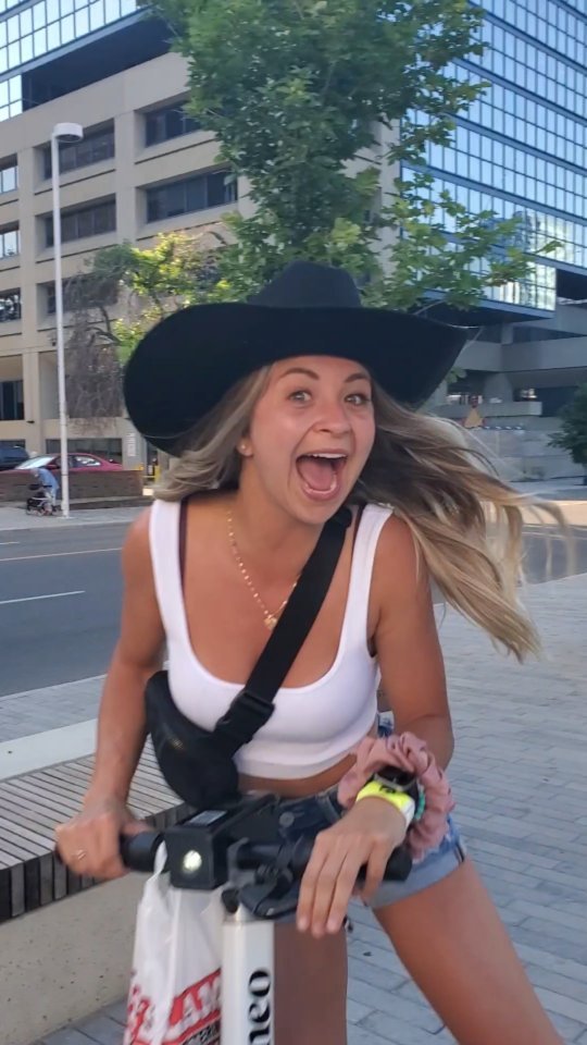 Life is too short to surround yourself with people that don't feel right for you.
Know your worth. Trust your gutt and lead with authenticity, despite what others are doing. Be your fun loving, crazy self!
❤️
#empowermentcoach #womenempowerwomen #personalgrowth #growth #selflove #selfcare #loveyourself #coach #coaching #iloveme