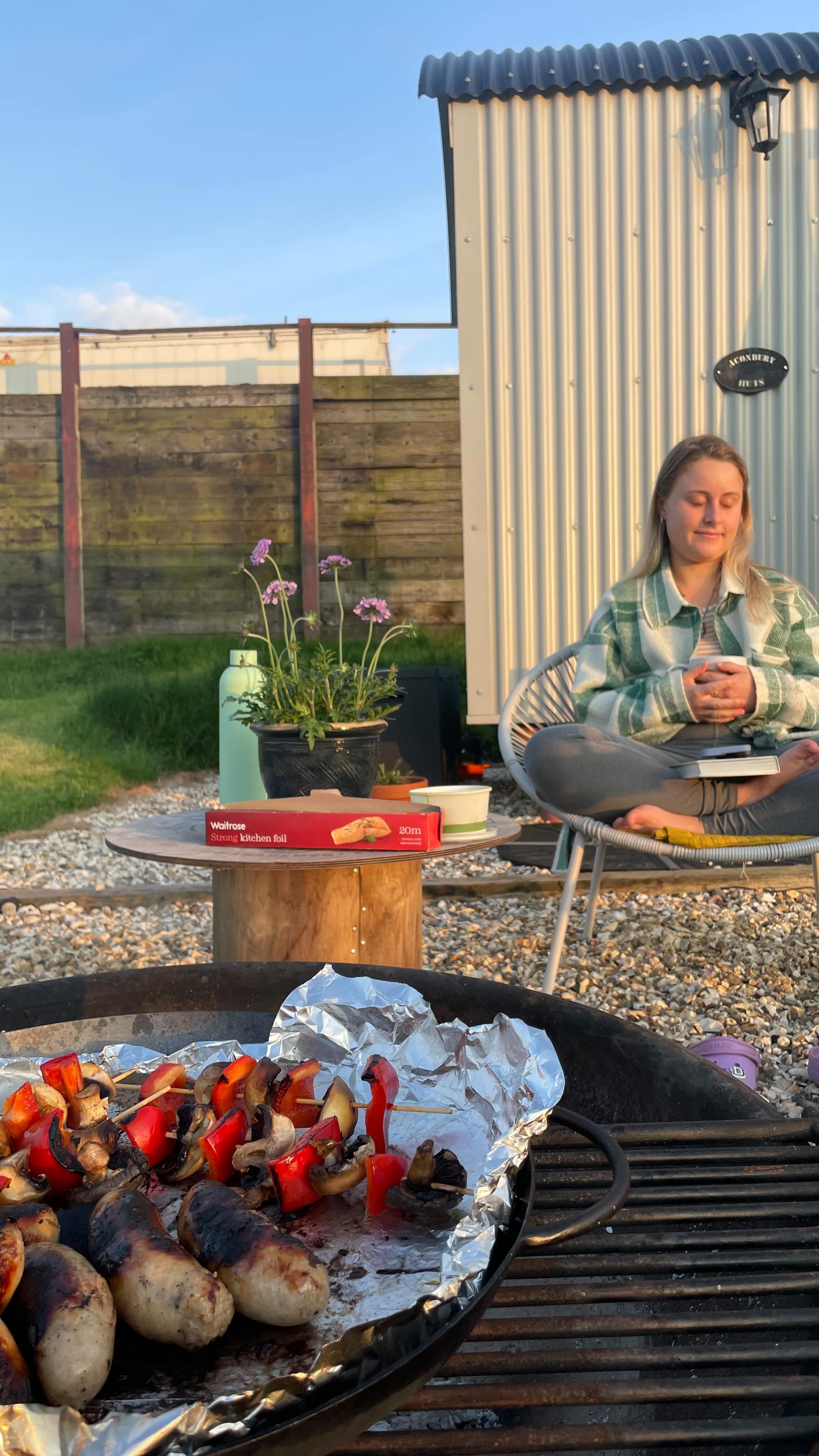 POV: you haven’t seen your sister @ashleighlouisedavis for 7 months and haven’t been away just the two of you in over 5 years 😱
Some absolute comedy moments in here! Also there’s nothing more beautiful than the UK in spring 🍄☀️🌸
