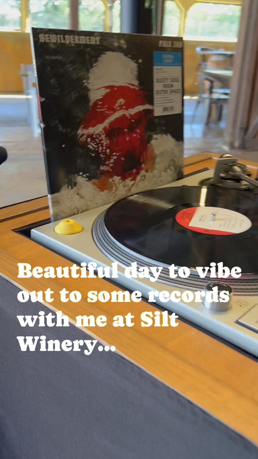 Brunch party and WAX @siltwineco from noon-3 or so!!!
#vinyl #brunch
@palejaymusic is gonna pop up a lot