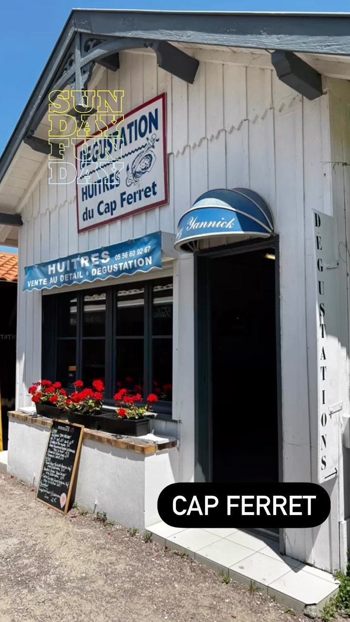 A beautiful Sunday in Cap Ferret. Loving the sun, sand, water & Oysters!! #capferret #lebassin #bassindarcachon #lecanon #lherbecapferret #southwestfrance #france #sunday