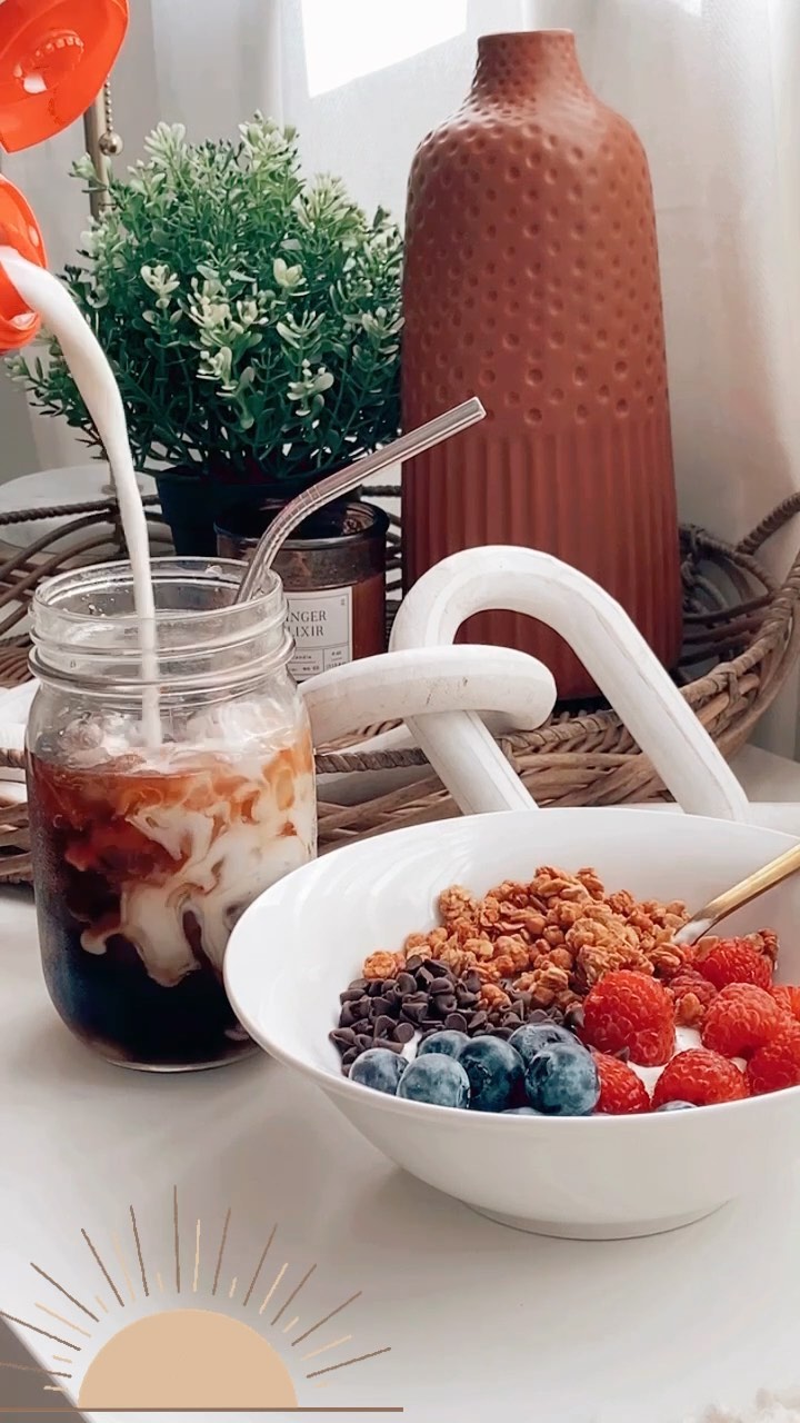 Mindset means everything 🤍 Find little happy moments 🌥 #thoughtfulthursday #mindset #goodvibes