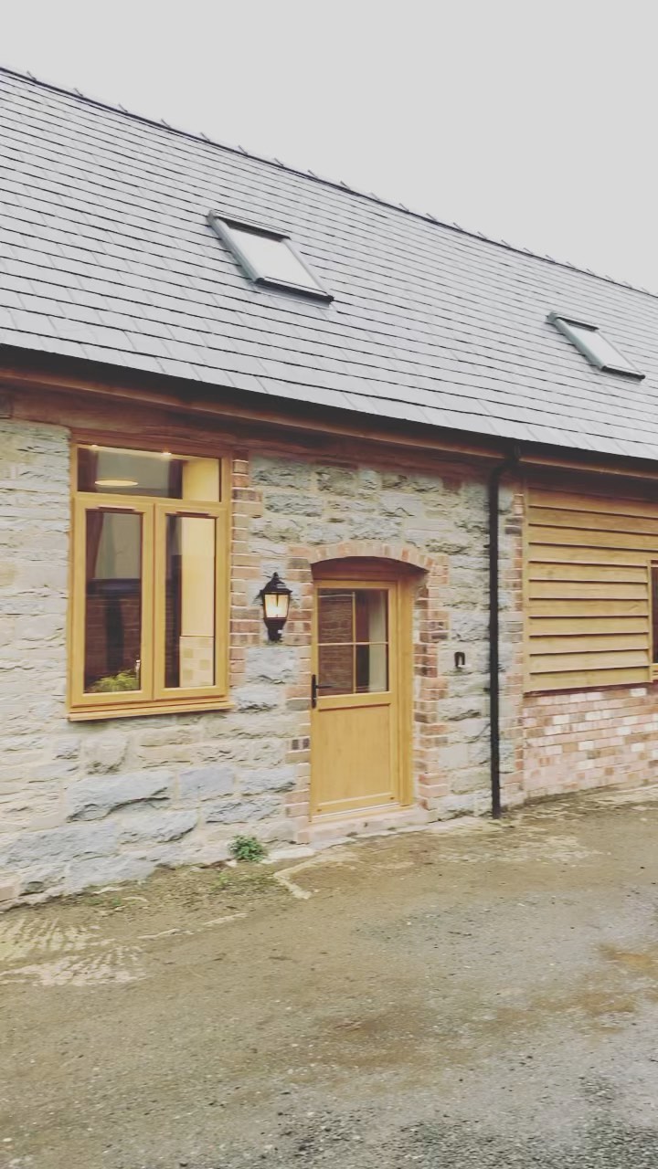 The Stables Annexe
A quick video tour of The Stables Annexe, a two bedroomed cottage adjacent to The Stables.
Perfect for those group members that prefer a quieter space.
#thestables #thestablesannexe #thestablesholidayhomes #holidaycottage #holidayhouse #sleeps16 #gamesroom #hottubs #gettogether #familyholiday #friendsholiday