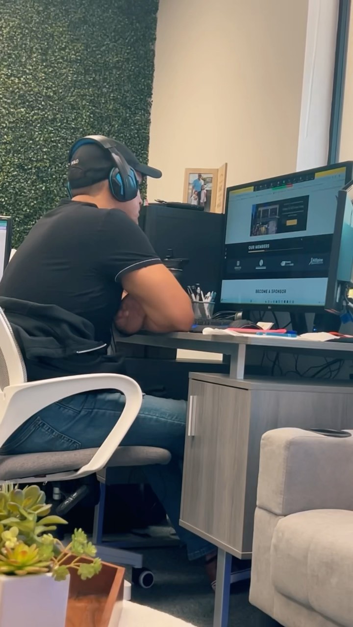 A day at the office š¢
We specialize in:
āWeb Design | Sales Funnels
āBranding
āDigital Marketing | Ad Campaigns
āSocial Media Management
āSEO | CRM Systems
āGraphic Design
šNaples,FL
š© | DM for quotes and information
āļø | Office: (954) 247-4767
š§ | info@gtmediexdesign.com
š | www.gtmediexdesign.com
ā¢
ā¢
#naplesflorida #graphicdesign #swfl #logo #branding #marketing #Socialmedia #webdesign #media #digitalmarketing #business #crmsystems #advertising #brand #salesfunnels #seo #photography #videography #gtmediex #gtmediexdesign #contentcreation