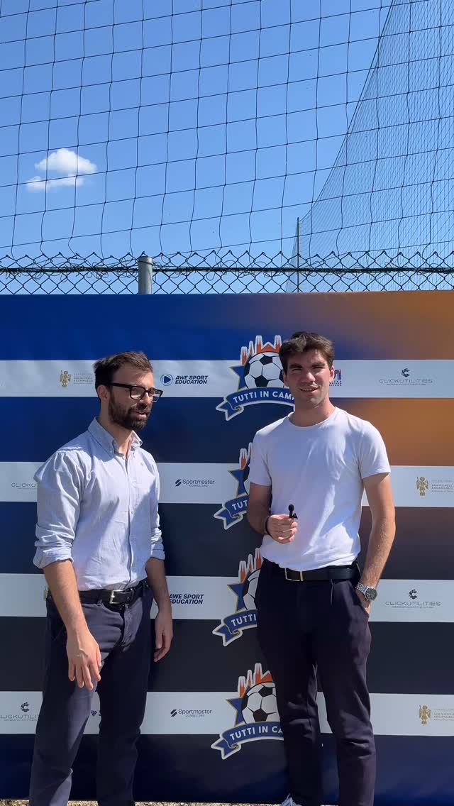 In una giornata speciale come quella di oggi è venuto a trovarci uno dei nostri sponsor
@awe.education
Ringraziamo Stefano per il supporto. 💪
#tuttincampo #calciointegrato #jobsfactory #coppacalciointegrato #csimilano