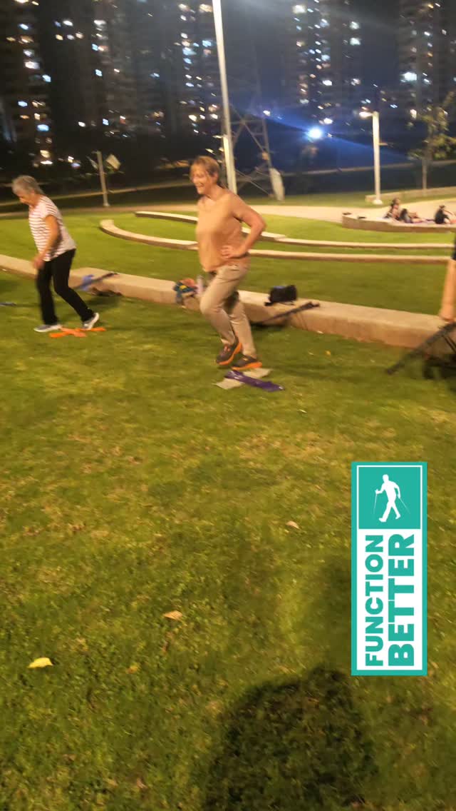 מהירות תגובה, כוח מתפרץ, קוארדינציה, הפרדת תנועה-בקבוצות הליכה נורדית ואימון תפקודי של FUNCTION BETTER עובדים על כל מרכיבי הכושר הגופני לבריאות וביצועים טובים יותר 🏆