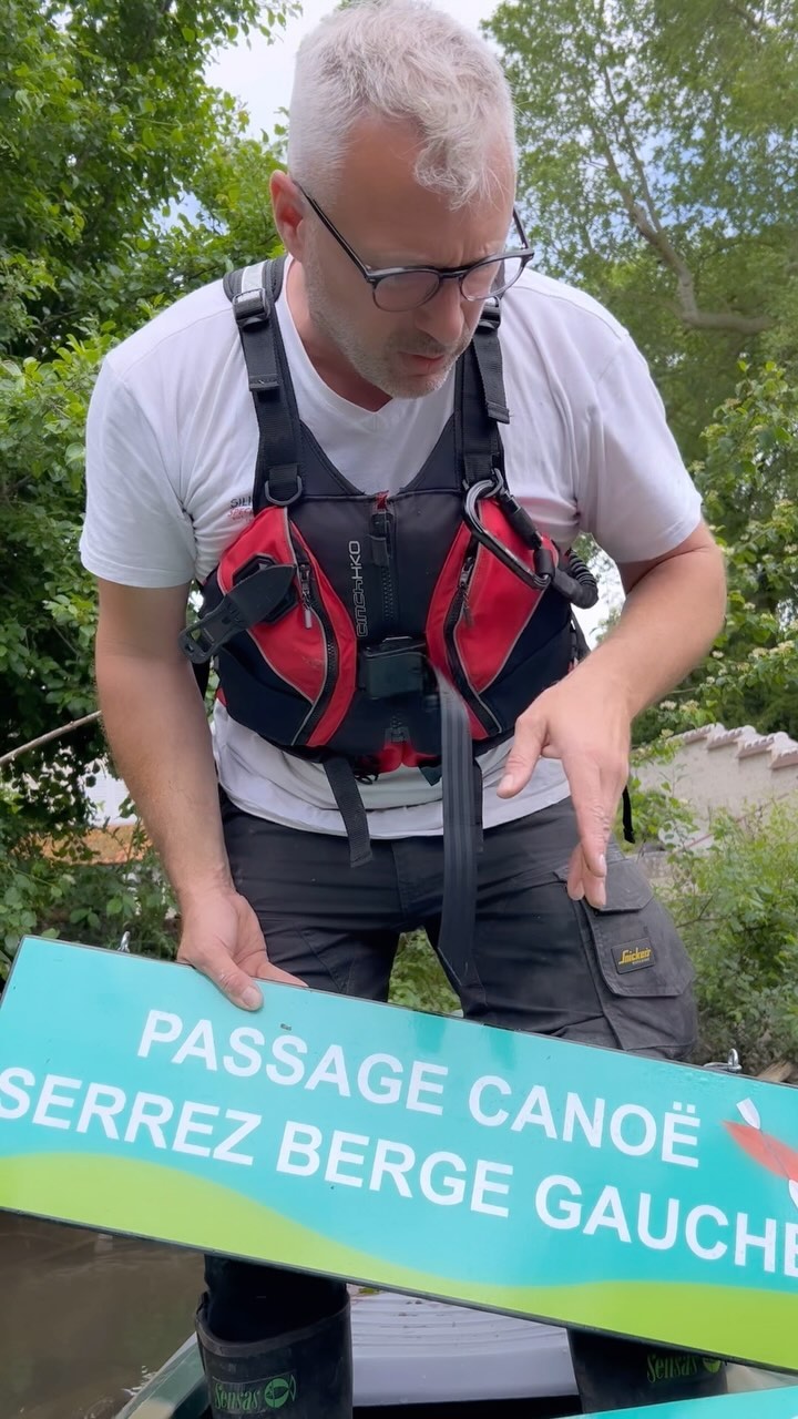 ⚠️ PARCOURS FLÈCHÉ = SÉCURITÉ ⚠️
Pour la sécurité de tous, nous attachons une grande importance au fléchage de nos parcours 👍
Dès le printemps avant le début de saison, nous installons toute la signalétique sur la rivière et après chaque orage ou coup de vent, nous réalisons une descente complète des parcours ✌️
C’est aussi bien utile à tous les autres pratiquants surtout lors d’une toute première rando sur notre secteur 🛶
#ffck #crifck #gardiensdelariviere #safetyfirst