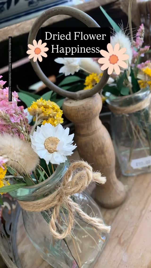 🌼 Dried Flower Happiness 🌼
In recent months, Dor’s Garden has undergone a slight transformation. Originally designed as a high street garden shop featuring UK-made tools and plants, it was intended to be a vibrant hub for gardening enthusiasts. However, challenges like rising costs and supply chain issues have prompted a shift in focus.
I have embraced my artistic roots, personally creating all planted arrangements, dried floral arrangements, artworks, and greeting cards on-site. This hands-on approach guarantees that each item is unique and deeply connected to me. The shop now proudly offers a variety of dried florals, which bring a long-lasting, rustic charm to any decor and I cater for wedding arrangements.
Despite these changes, my primary role as a garden designer remains steadfast. I am passionate about gardening and eager to share my expertise. I invite you to visit for advice or inspiration. Your support and engagement are invaluable, and I am excited to continue this journey together at Dor’s Garden.
#rossonwye #herefordshire #shoplocal #visitrossonwye #driedflowers #weddinginspo