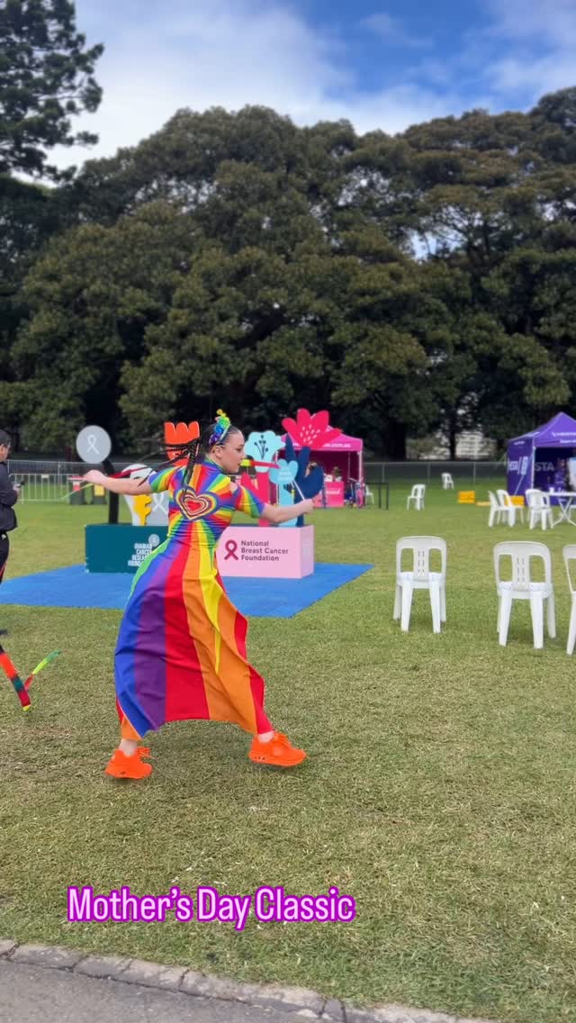 Spreading smiles and magic at the Mother’s Day Classic! Honouring strong women with joy, colour, and a little roving sparkle.
#MothersDayClassic #RovingEntertainment #DanceCircus #EventEntertainment #CelebrateMum #FestivalVibes #SydneyEvents #StiltWalkers
.
.
.
.
.
Thanks @enhancentertain for having us