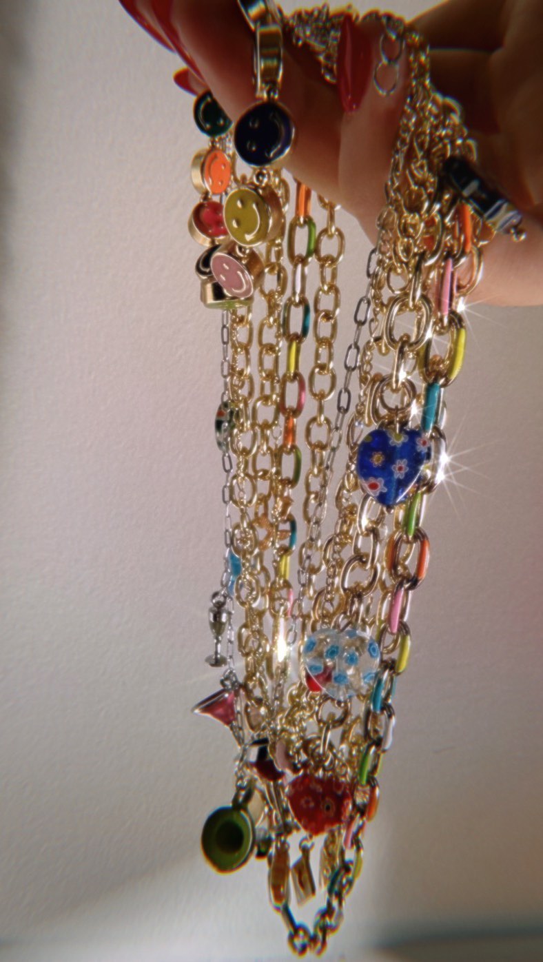 Loading…
#handmade #jewelry #smallbusiness #shopsmall