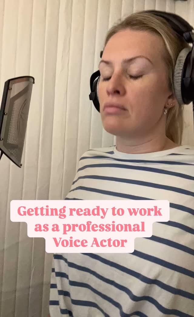 A little warm up before yesterday’s session. 😂
There’s method in the madness and warming your body up as well as your voice works wonders!
#voiceover #warmup #voiceactor #videogames #tvc