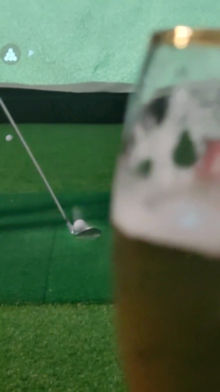 We have a new leader for the scramble comp!
7 under through 9 holes for this scramble team made up of only 3 players!
Have you had your turn yet?
Remember R5000 Golf Science voucher up for grabs along with free sim golf!
#capetowngolf #golfcpt #golfsimulator #golfrsa
#golfsouthafrica #westernprovincegolf #wpgolf #pgatour #indoorgolf #indoorsimulator #drivingrange #golftips
#lpgatour #lettour #livgolf #golfcoach #golfswing #golfvibes
#golflife #golfgirl #golfgirls #juniorgolf #kidsgolf #sakidsgolf #uskidsgolf