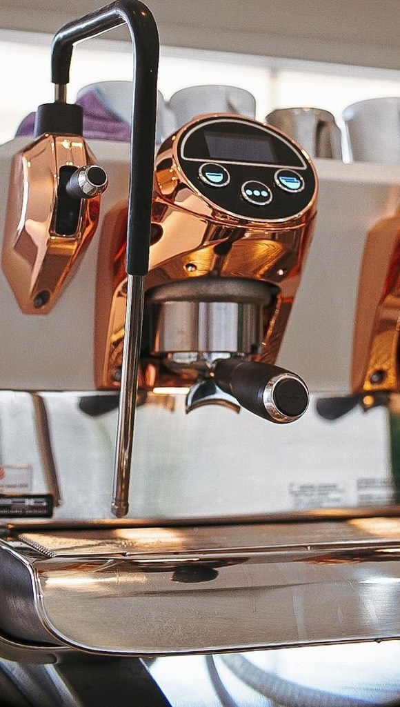 Lets start your coffee journey today! Come visit us at the #Aahar2022 exhibition, Hall 10 Stall 10-03B.
We’ll be waiting for you with our latest collection of world class coffee machines and grinders!
🗓Now- 30th April
📍Pragati Maidan, New Delhi
@faema_official @lelit_official @faemina_official @eureka__grinders @ascasofactory @pulycaff
#faemae71e #lelitindia #mylelit #eurekagrinders #faema #ahaar #coffeemachinesindia #coffeecommunity #indiancoffeeculture #indiancoffee #cafesofindia #ascaso