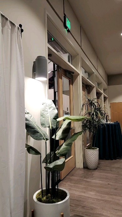 Another amazing wedding! Congrats Max and Denise! #edmondswaterfront #edmondswedding #photobooth