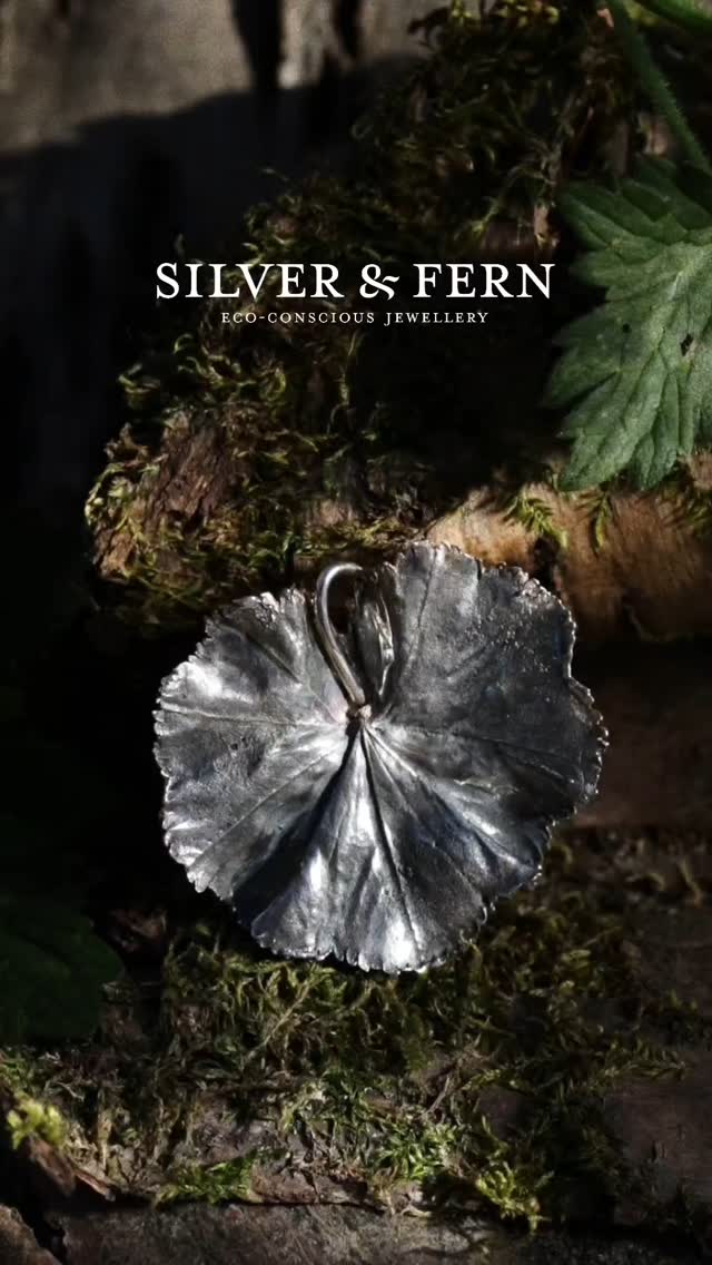 New nature pieces are launching in just over a month 🌿🍀🍃
Join my mailing list for first dibs on pieces and an exclusive discount when they launch!
.
.
.
.
#recycledsilver #sustainablefashion #sterlingsilverjewelry #silverandfernjewellery #sustainablejewellery #ecoconscious #handmadegiftsuk #ethicallymadejewelry #naturejewellery #newproductlaunch #naturephotography #summercollection #leafprint #leafimprint #leafart #leafpendant #naturejewelry #naturecollection #bts