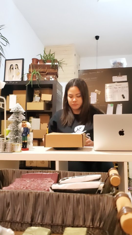 Unfortunately I have been looking very tired lately as so many orders came in this holiday season and is keeping us very busy! Feeling so grateful to all of you and will have all the orders placed over the weekend shipped out today!
.
.
.
.
#smallbusiness #smallbusinessowner #amazing #socool #montreal #montrealshopping