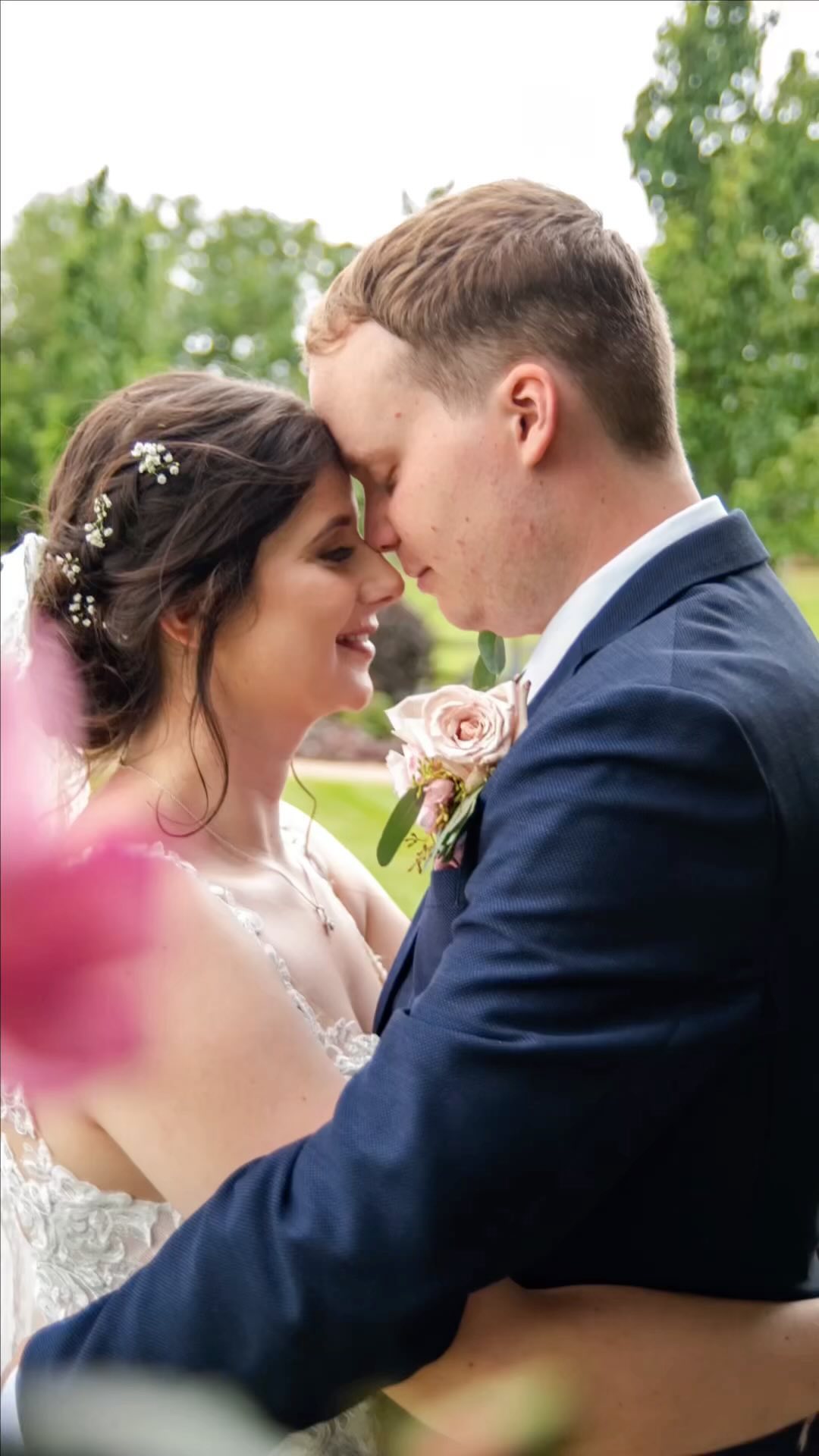 I had such a fantastic time at this wedding! Here's a mini preview!
@mythebarnweddings
@flowersbyfredricka
@ashleighday01
@insta_dange
@makeitspecialevents
#wedding #weddingday #augustwedding #misstomrs #mr #mrs #mrsandmrs #mr&mrs #ashanddan #danandash #thenewmrandmrs #bride #groom #confetti #nikon #d810