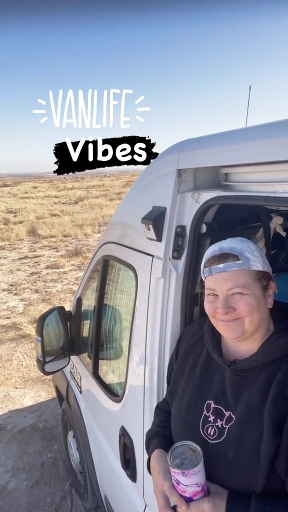 You just need to experience it. #vanlifemovement I am so looking forward to heading back out on the road this winter!! Maybe I’ll see you on the road…. Or off-road !! 😂🚐☀️🕶️#solofemaletraveler #solofemalevanlife #travelvlog #selflove #happiness #goodmood #garyvee