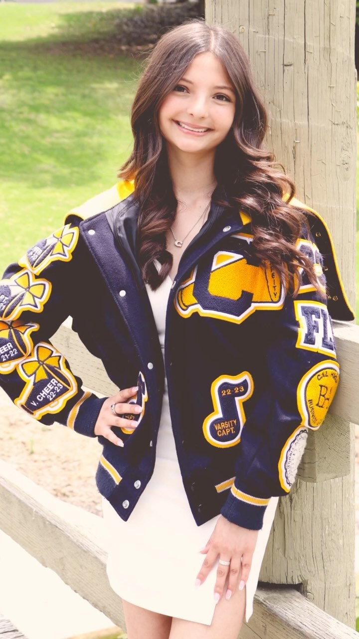 Prom and Grad season is here , and your team at Couture has you covered ! 🎓👩🏻🎓👨🏻🎓
📸Now booking Mini Photo Sessions for high school grads,college grads, and prom, by our very own @eileenrodriguez85. 📸📸🎓
Please share this post If you have or know of a local 2024 grad, and would love to capture these memories, contact Eileen or DM us for booking info. Hair and makeup services also available🌿
****Special offer for local students within the Whittier Union High School District
#couturesalonspa #couturephotography #2024 #graduates #photography #whittier #localartist #memories #graduation
#momprenuer #seniors #collegegrads #whittierunionhighschooldistrict