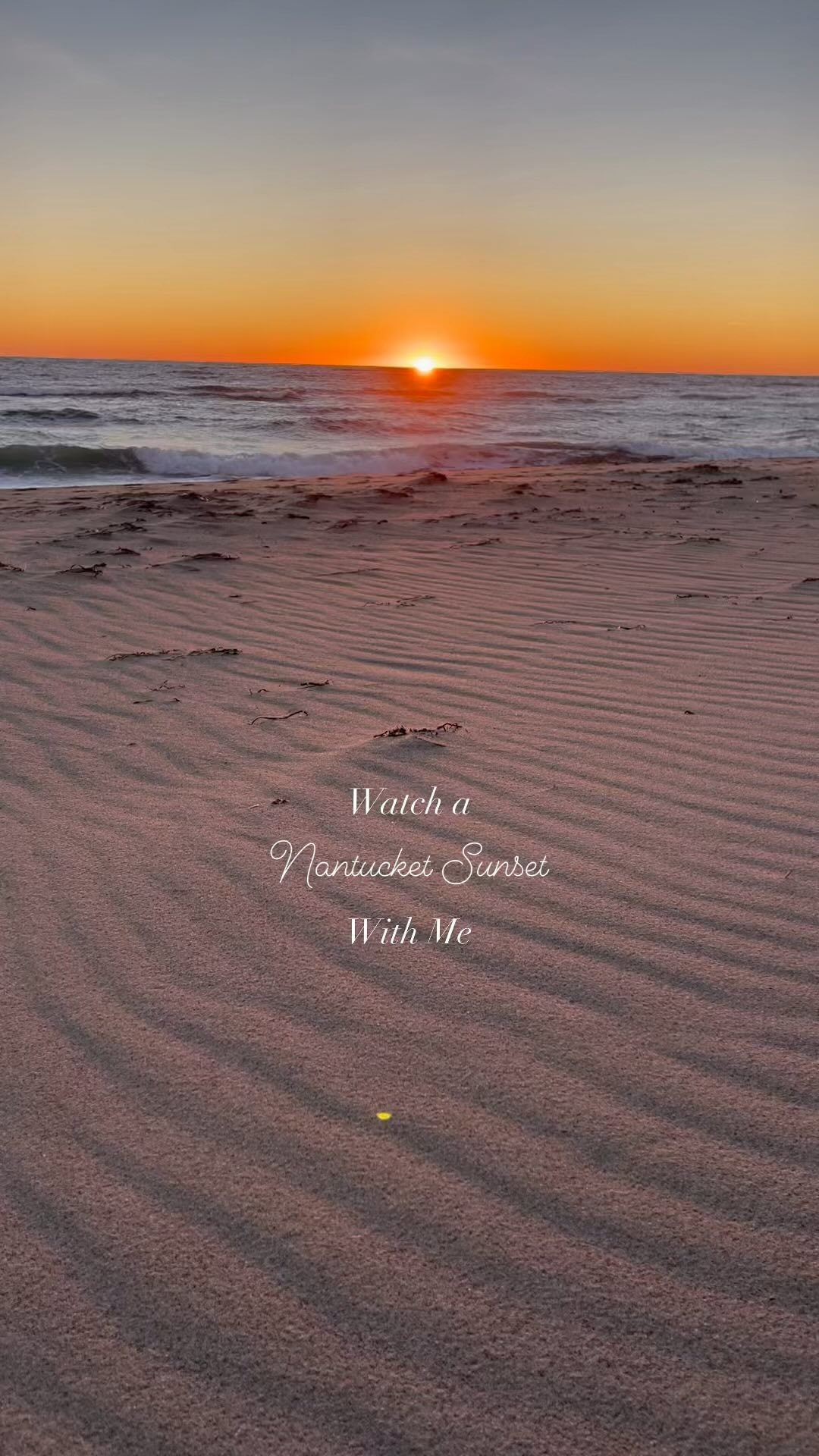 Who would you want to watch this sunset with? 🌅
#nantucket #nantucketisland #nantucketphotos #ack #02554 #nantucketphotography #newengland #newenglandphotography #massachusetts #capecod #capecodphotography #nantucketgifts #shoplocal